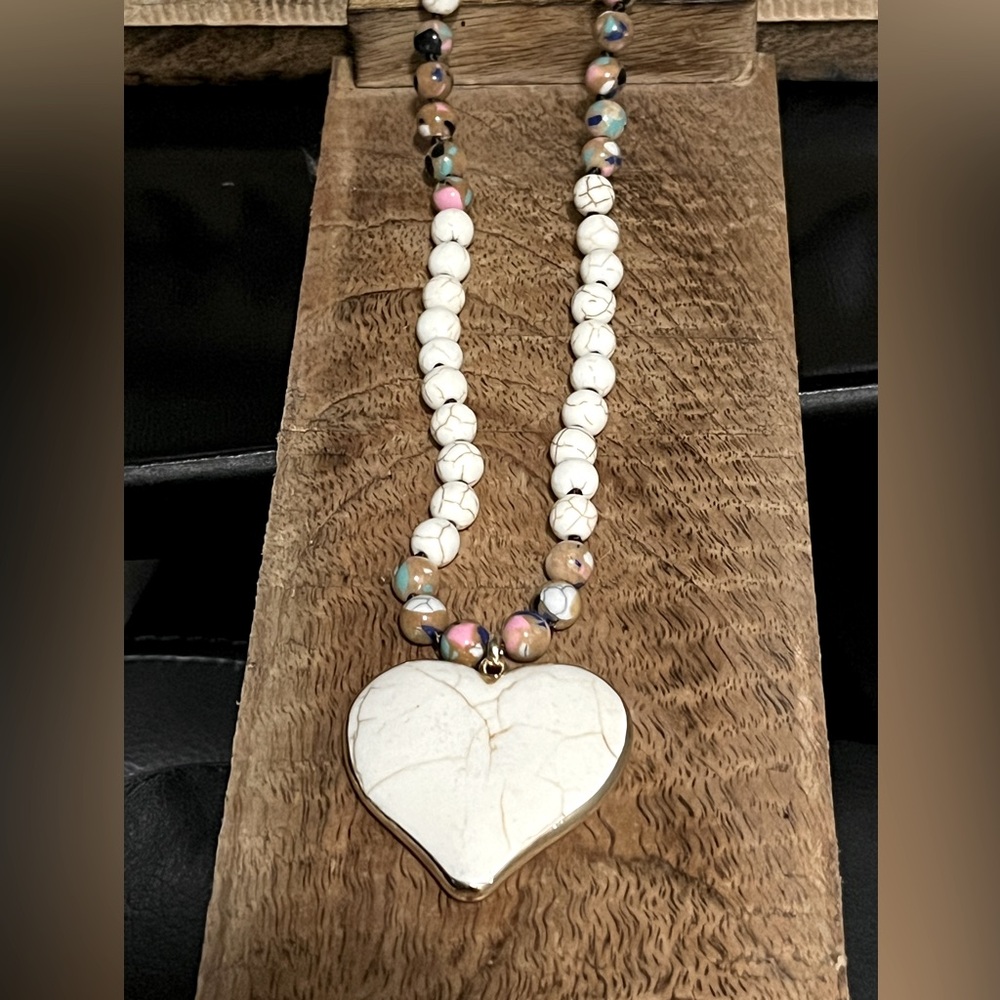 Heavy Beaded Necklace 18in long Cream and brown  color